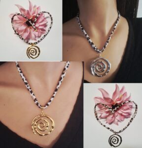 Made by Moon - Product bekijken - Chain Wild Spiral | Leopard Koord & Stainless Steel Hanger